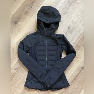 Lululemon Down For It All Hooded Jacket. Black. Size 4.